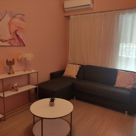 Love Truth Life Apartment Piraeus Exterior photo
